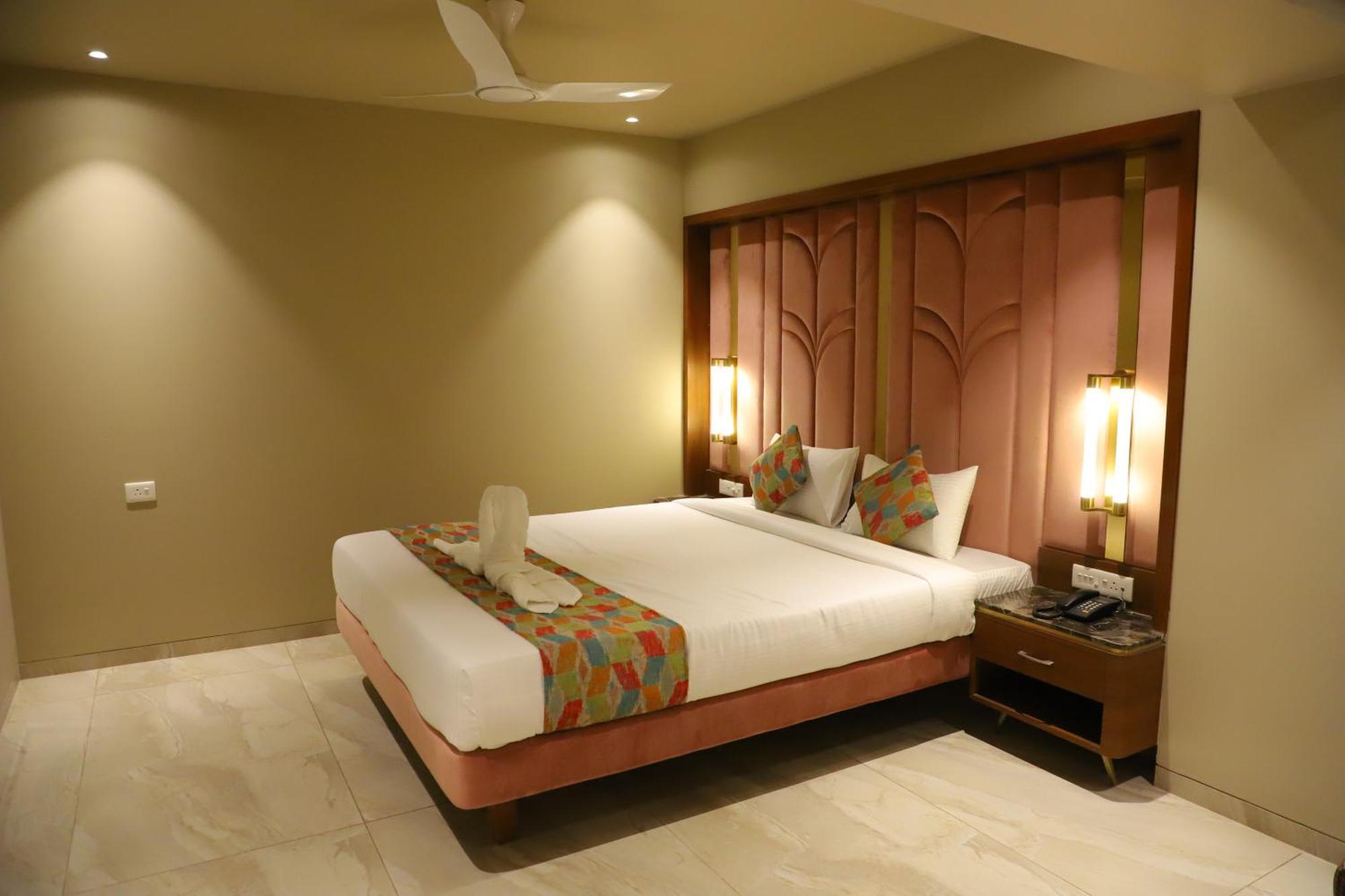 Le Vivanta Virār 外观 照片
