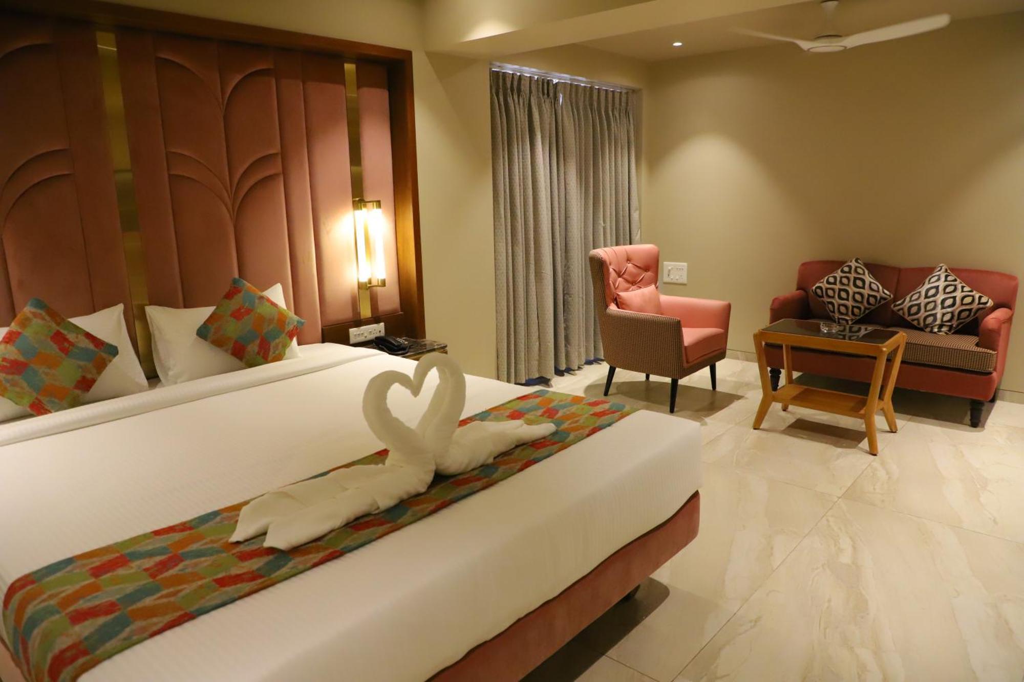 Le Vivanta Virār 外观 照片