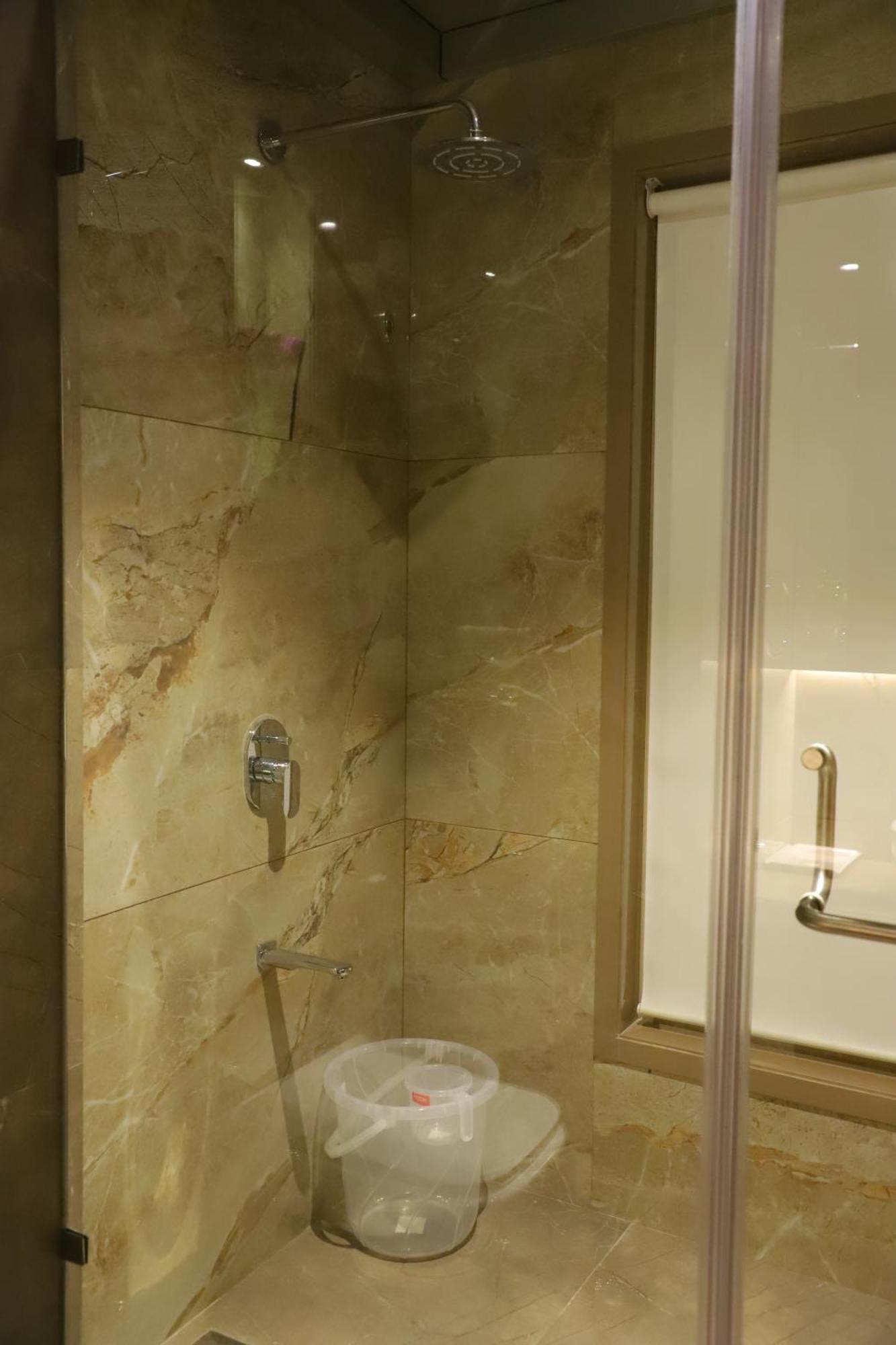 Le Vivanta Virār 外观 照片
