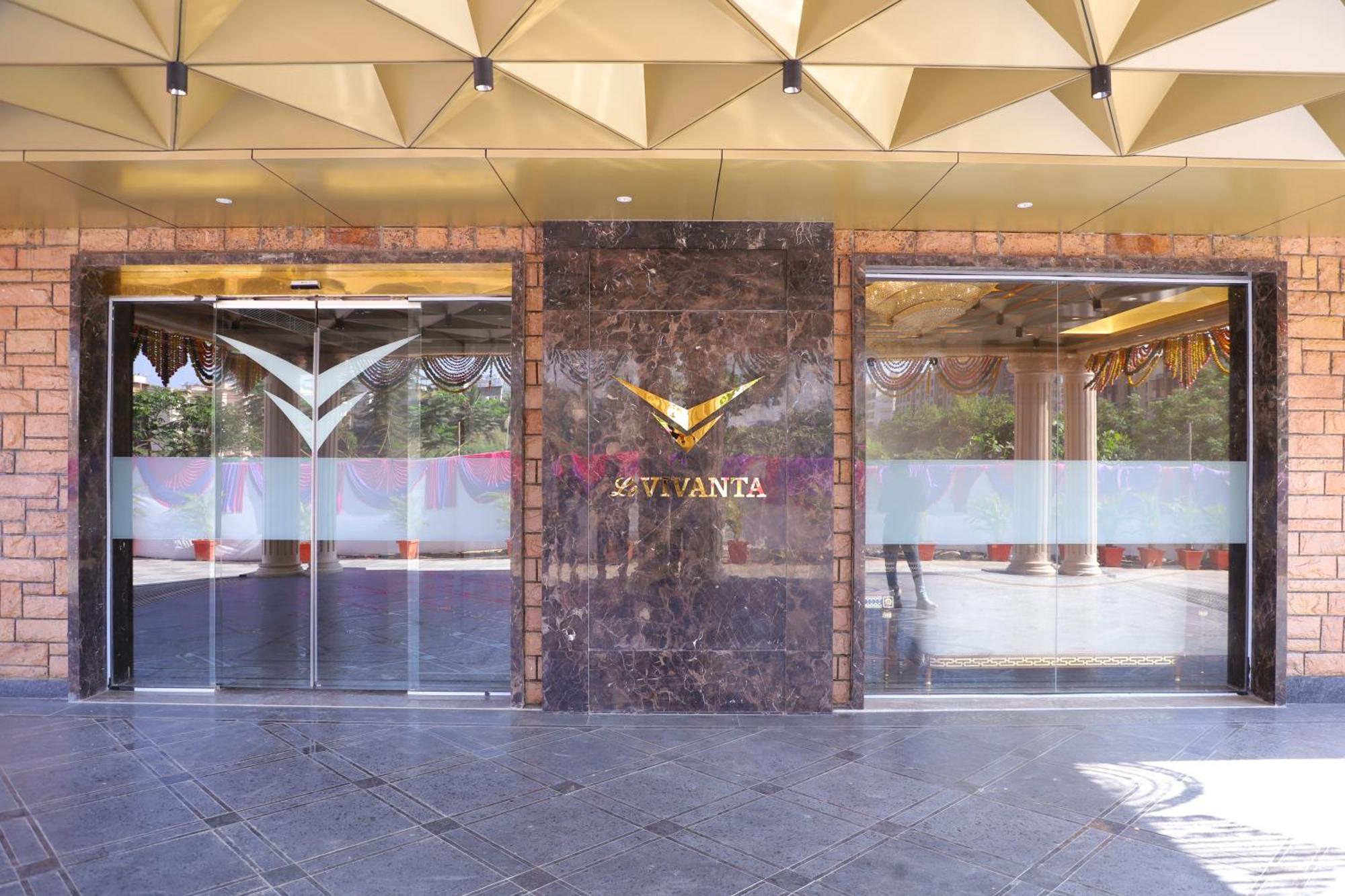 Le Vivanta Virār 外观 照片
